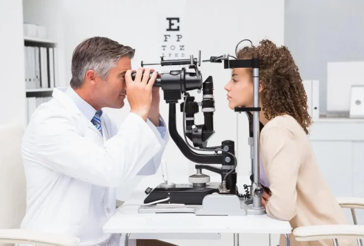 BSc Optometry scope & salary In india